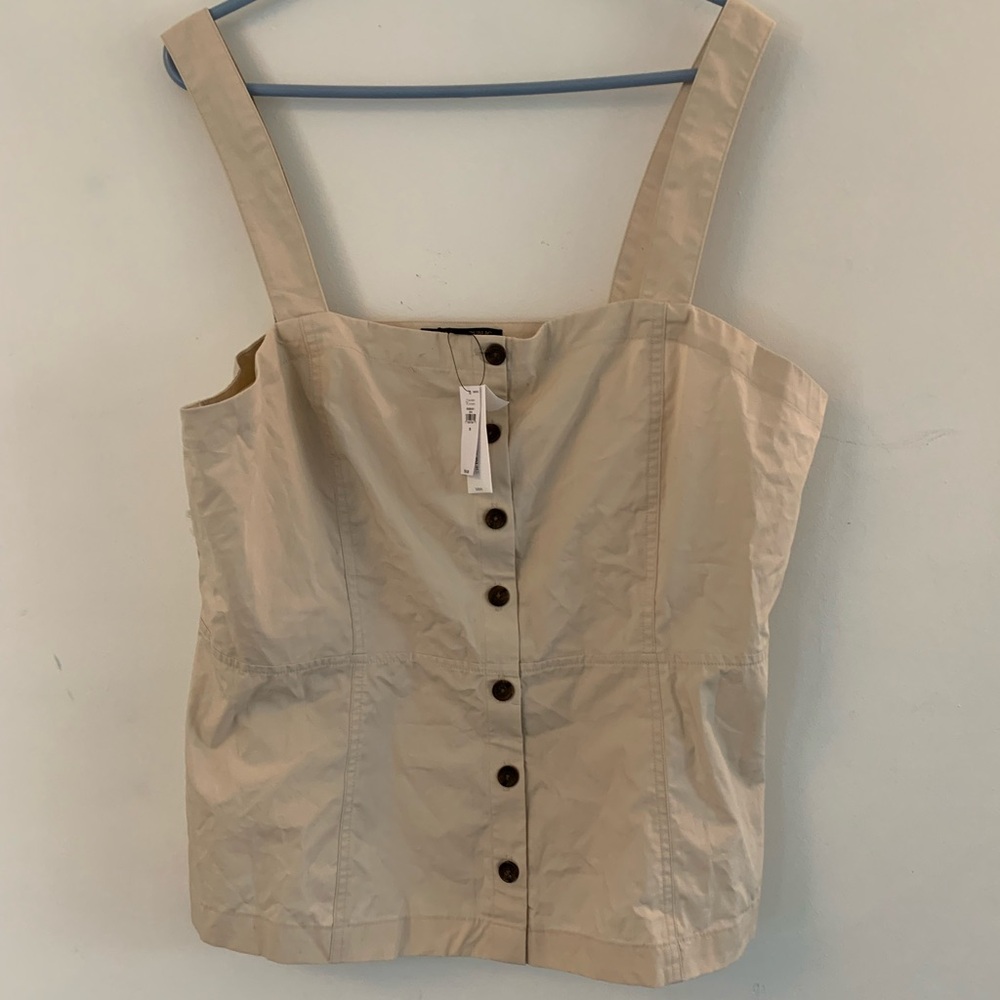 Banana Republic Sz 18 Beige dressy tank. Fitted detailing. 100% Cotton NWT